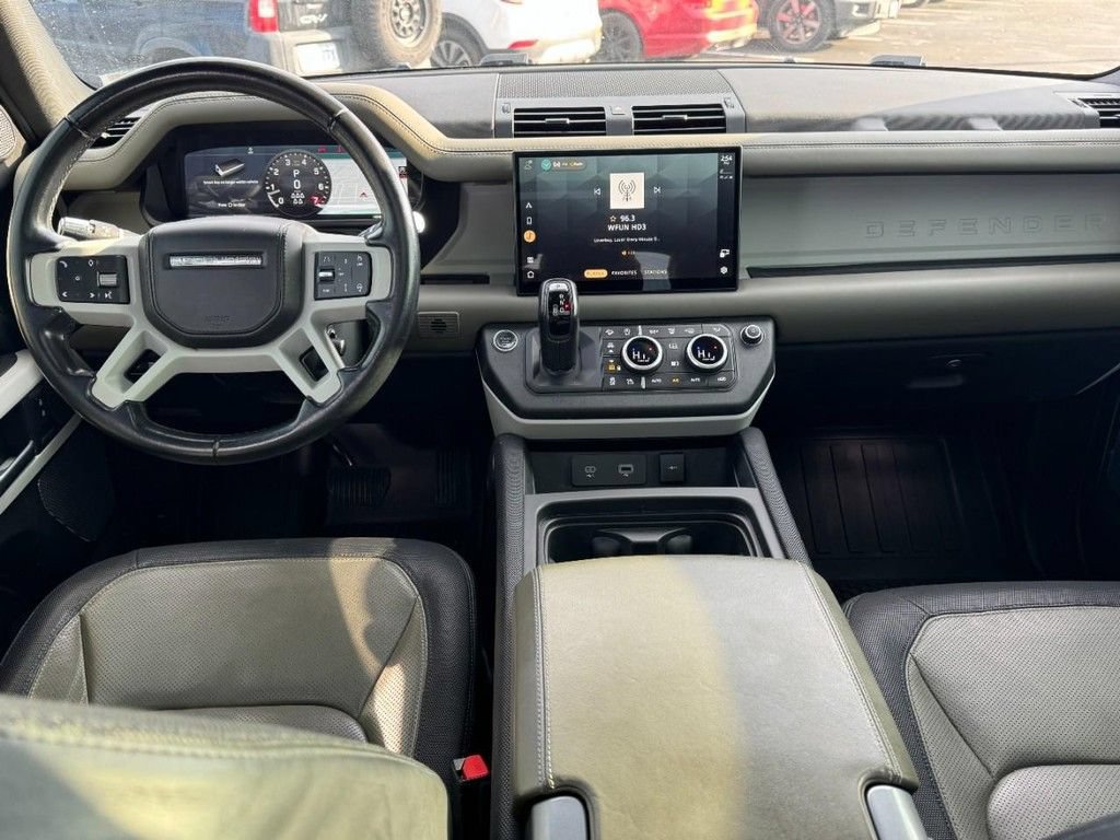 Used 2022 Land Rover Defender 110 X-Dynamic HSE AWD/4WD image 13