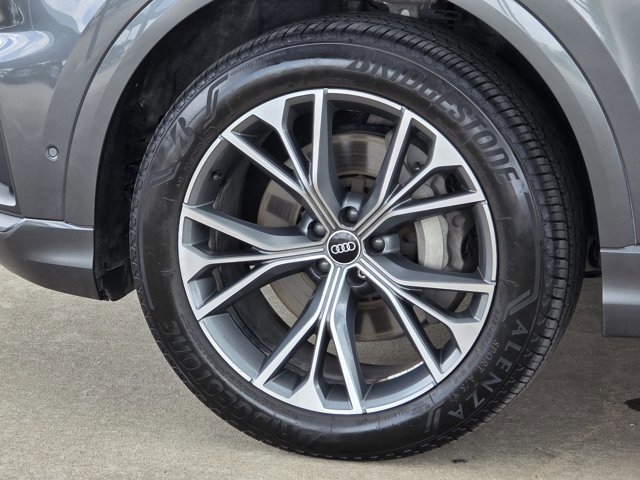 Used 2021 Audi Q8 Premium Plus AWD/4WD image 9