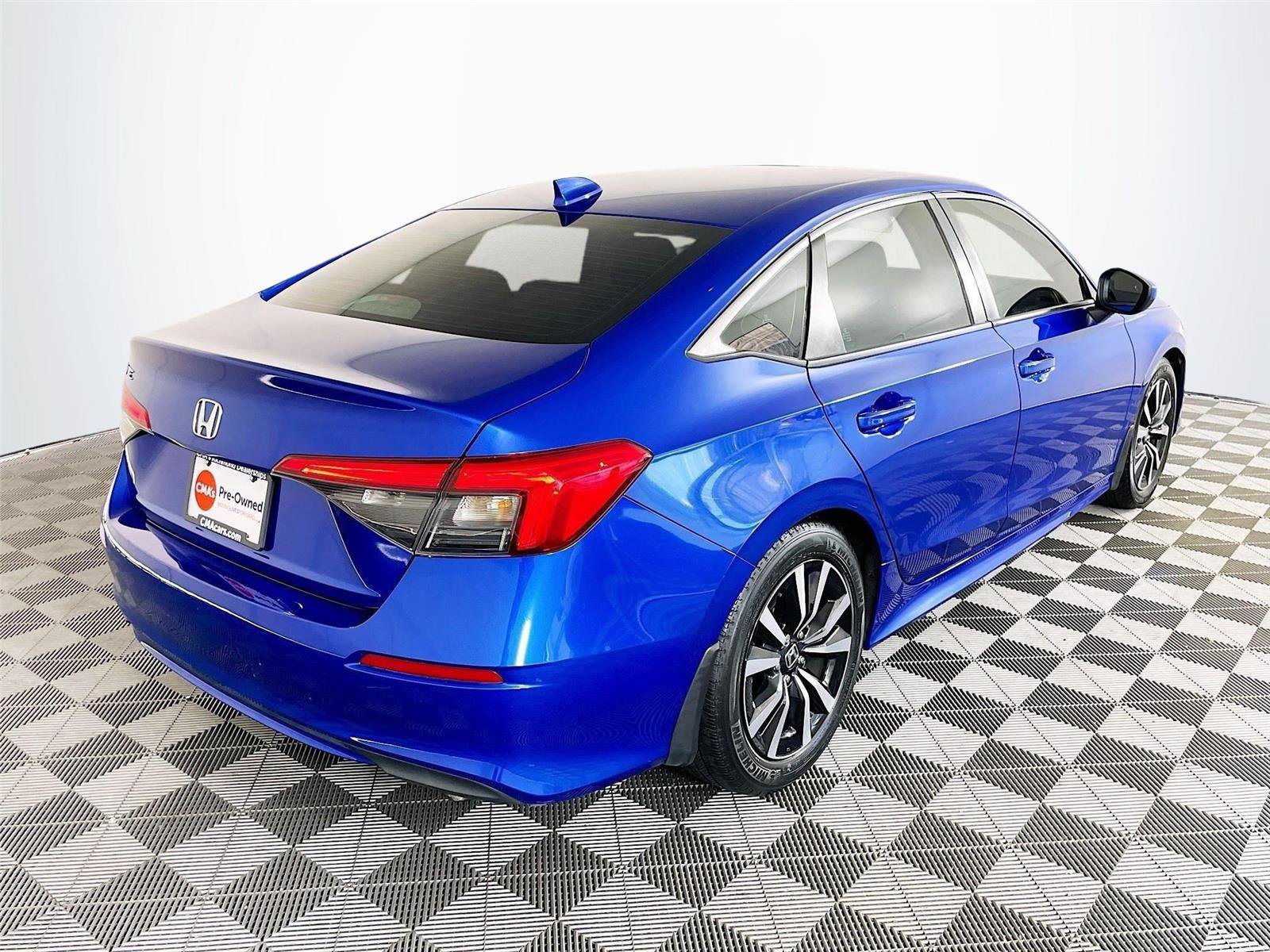 Used 2022 Honda Civic EX image 11