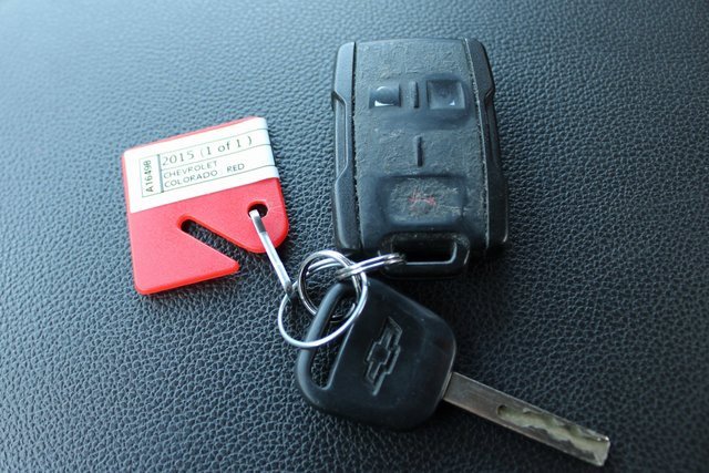 Used 2015 Chevrolet Colorado LT image 28