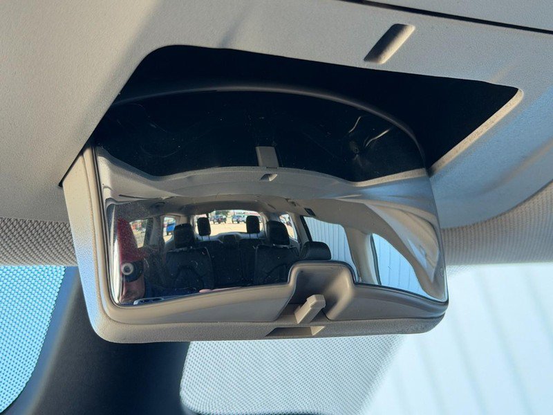 Used 2023 Chrysler Pacifica Touring-L FWD image 52