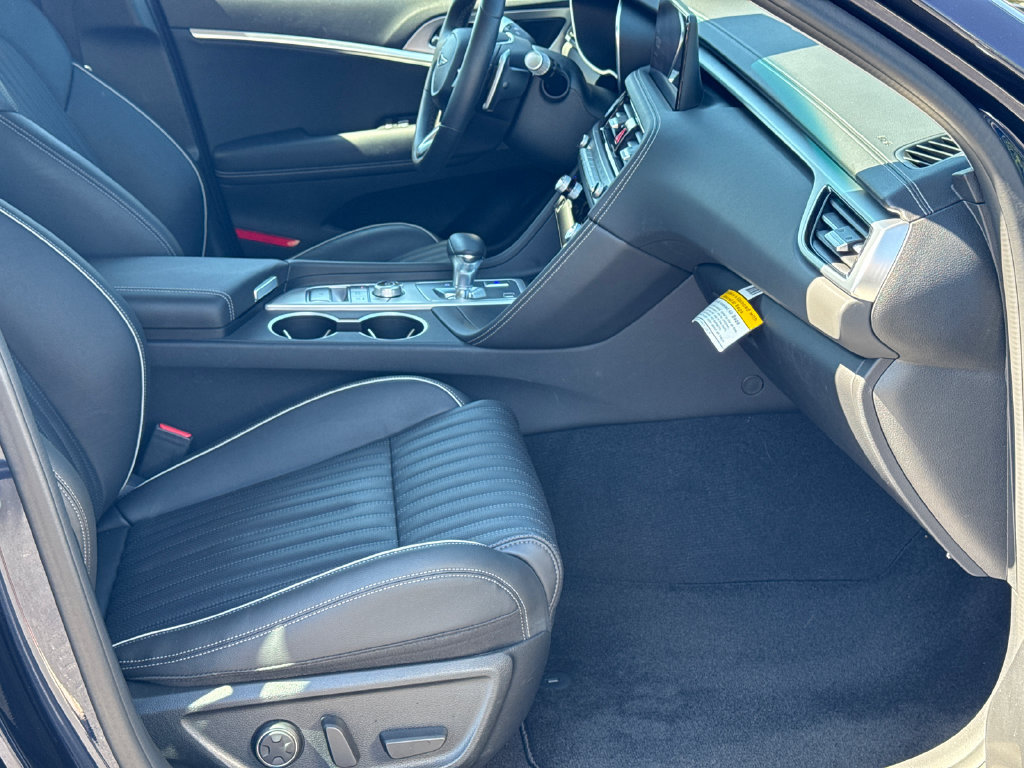 Used 2026 Genesis G70 2.5T Prestige RWD image 13