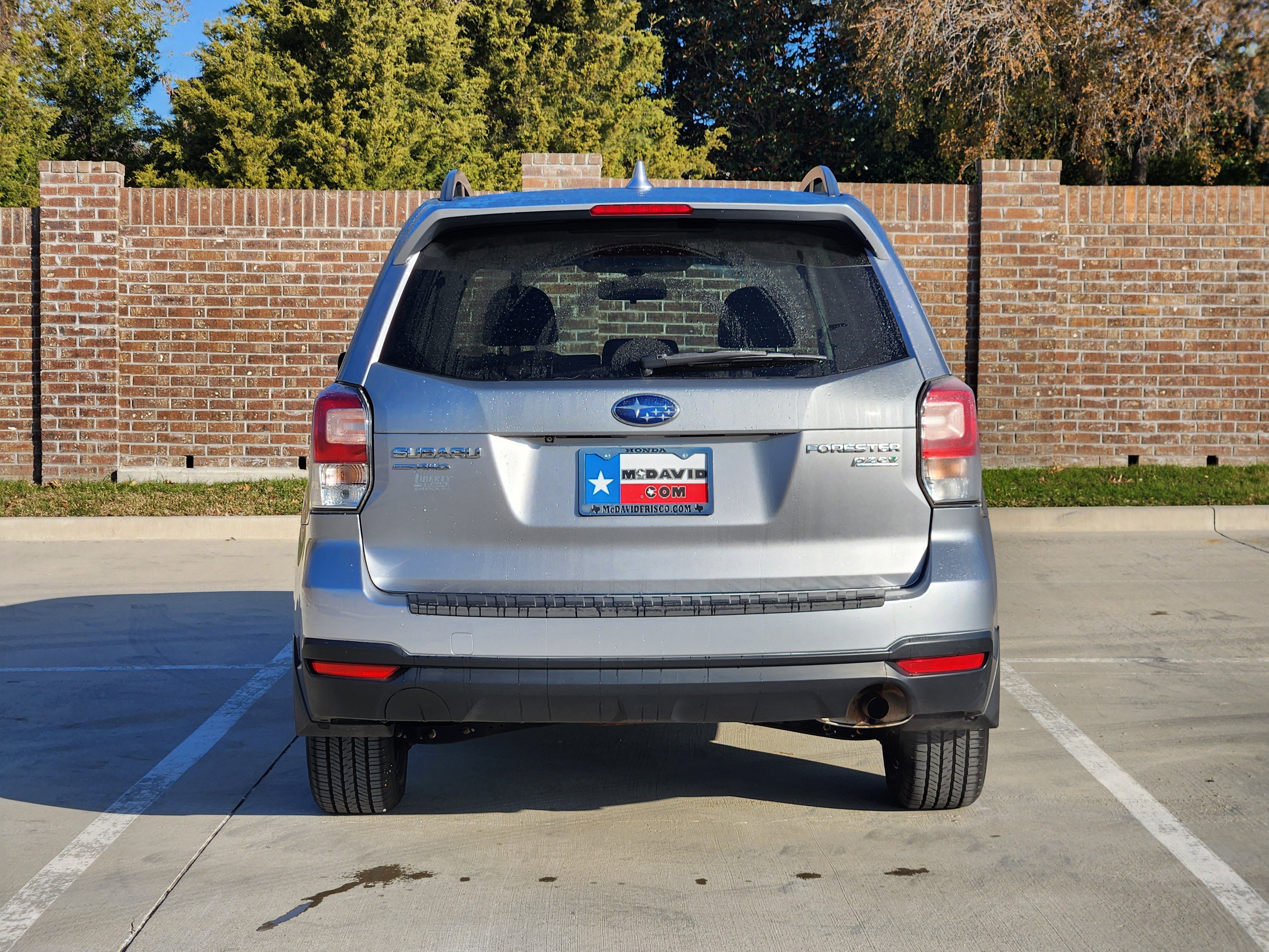 Used 2017 Subaru Forester 2.5i Premium w/ All-Weather Package image 7