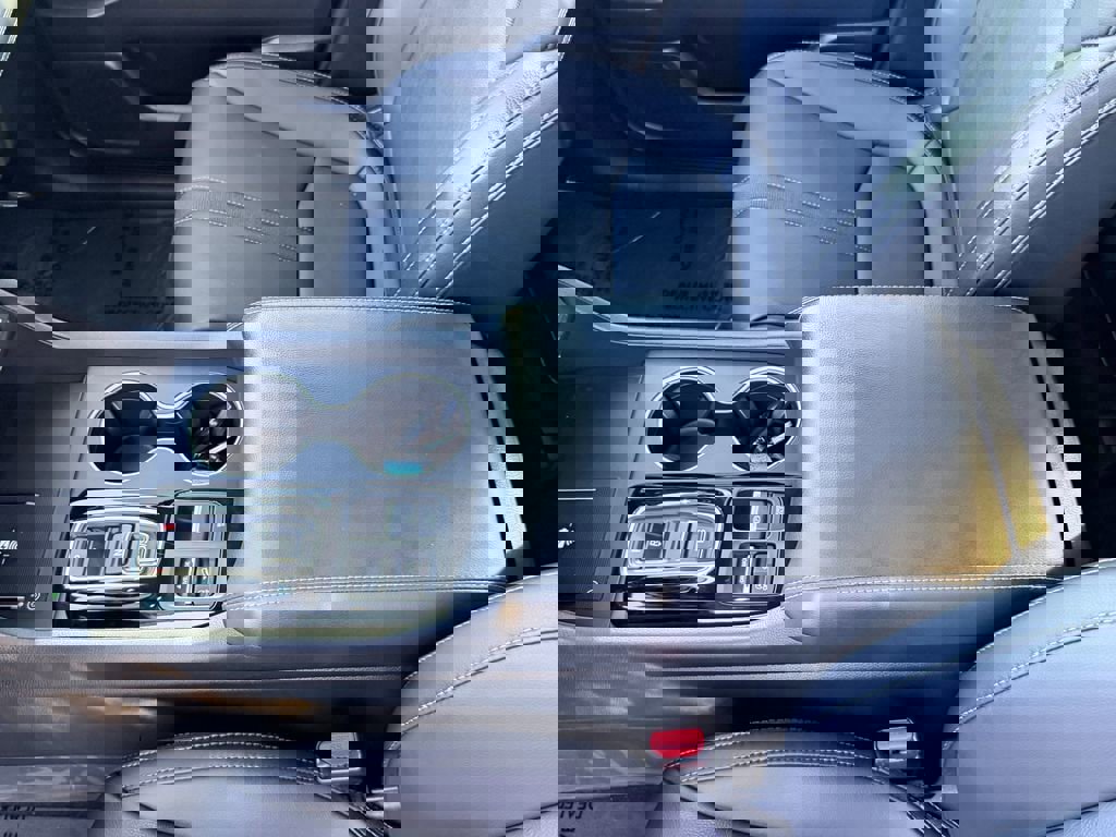 Used 2025 Honda Pilot Touring image 21