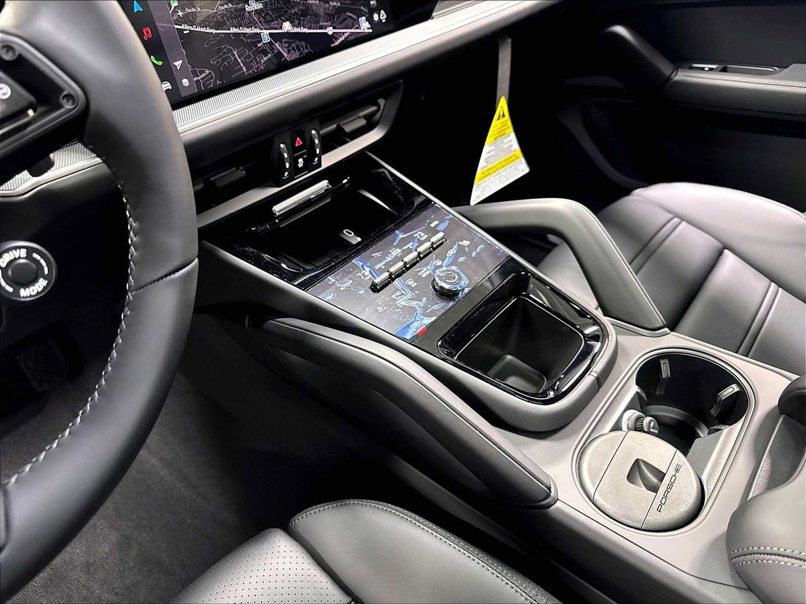 New 2026 Porsche Cayenne AWD/4WD image 17