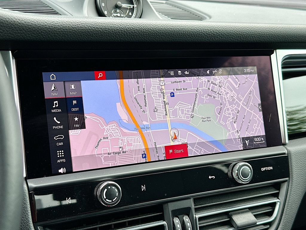 Certified 2023 Porsche Macan Turbo AWD/4WD image 16