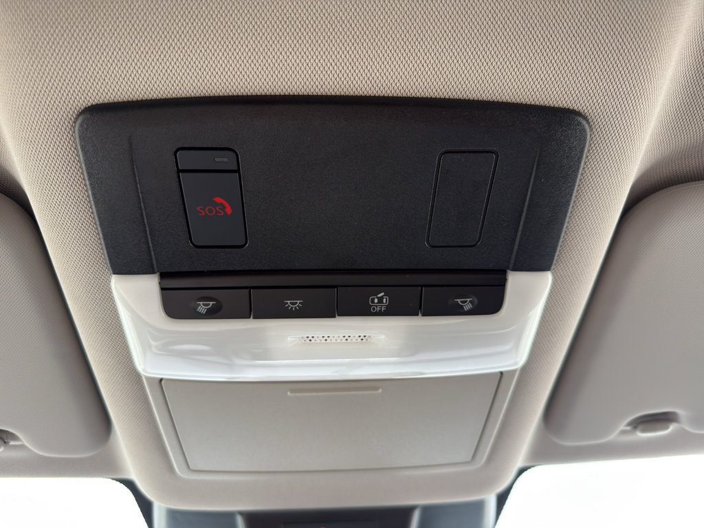 Certified 2025 Nissan Rogue SV AWD/4WD image 23