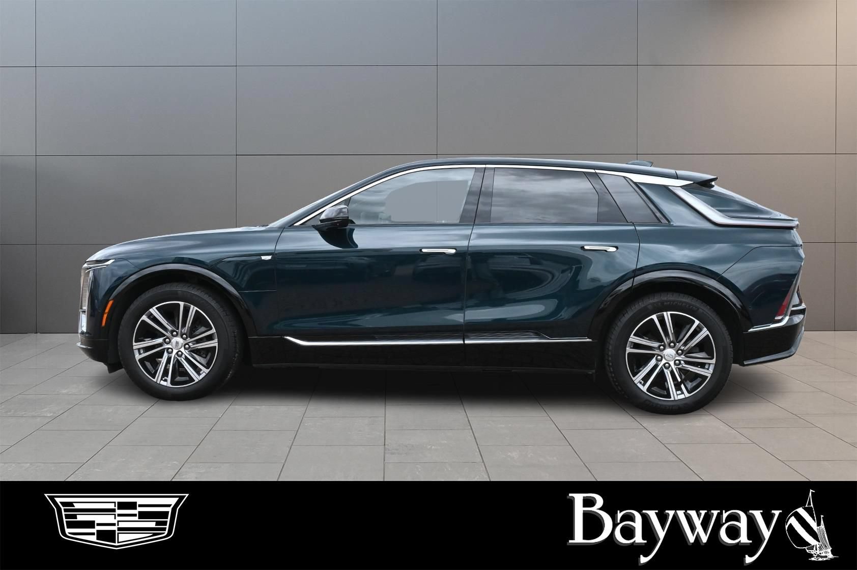 Used 2024 Cadillac Lyriq Luxury RWD image 5