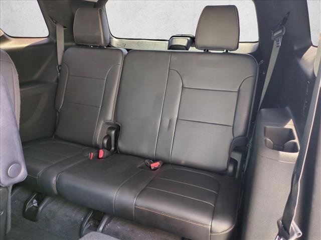 Used 2019 Chevrolet Traverse Premier w/ Driver Confidence II Package FWD image 22