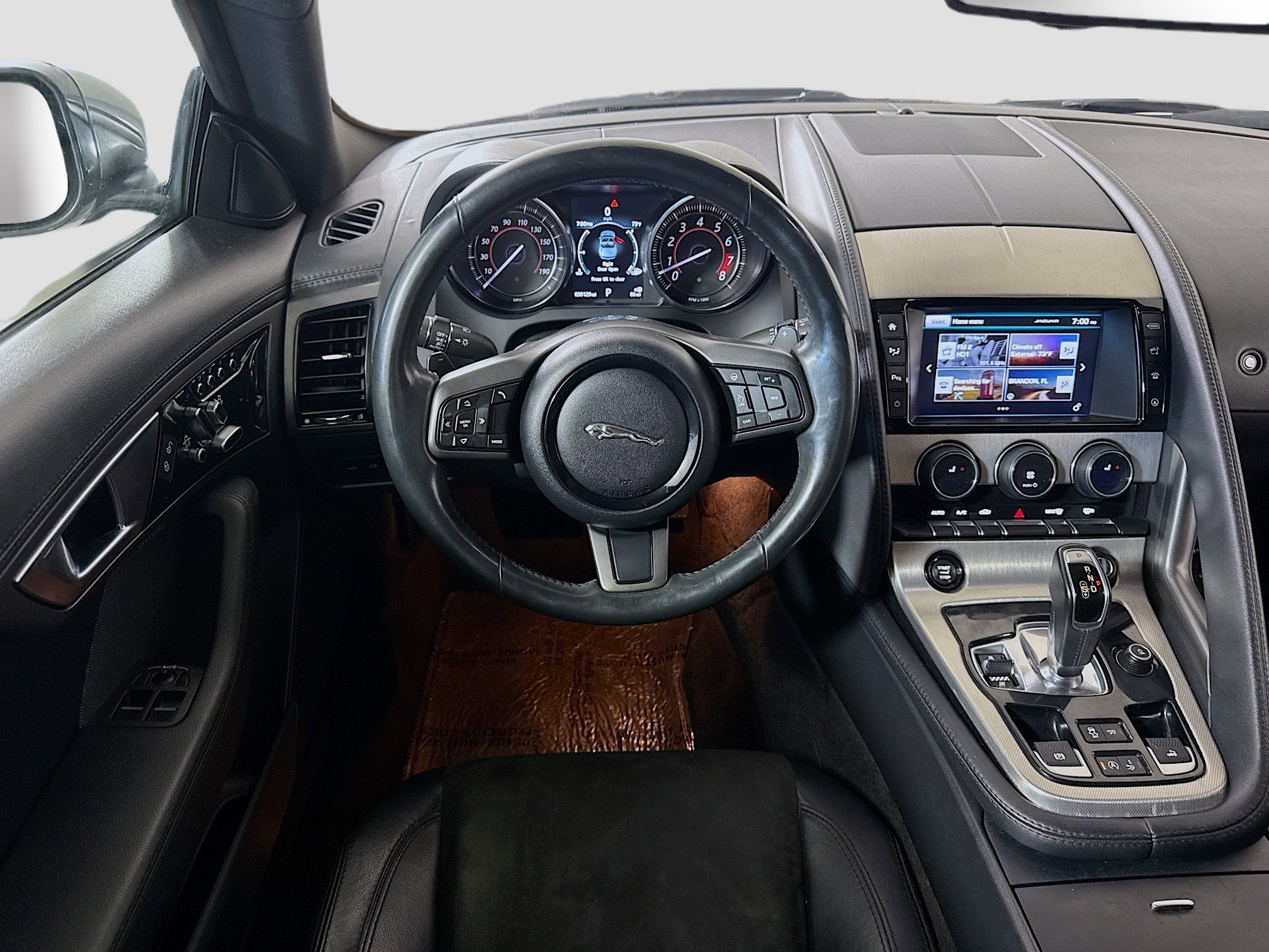 Used 2016 Jaguar F-TYPE Convertible image 17