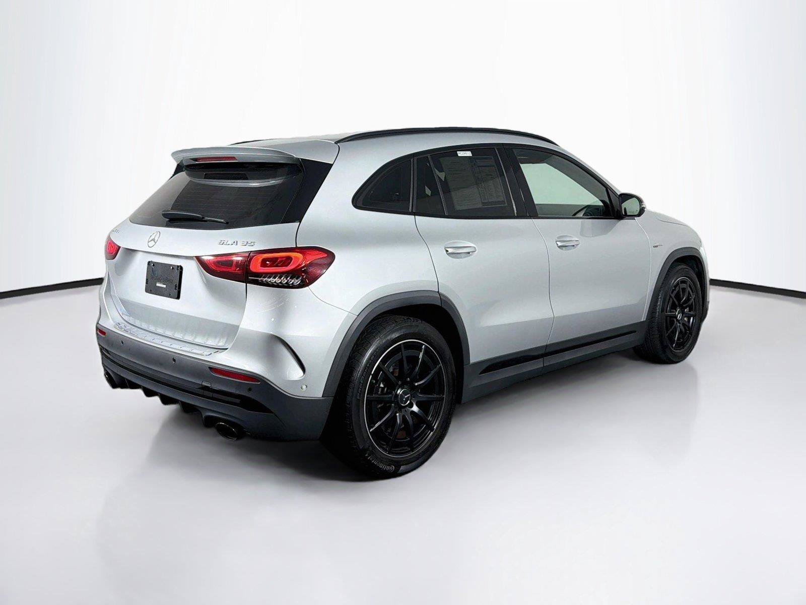 Used 2023 Mercedes-Benz GLA 35 AMG 4MATIC w/ Parking Assistance Package image 11