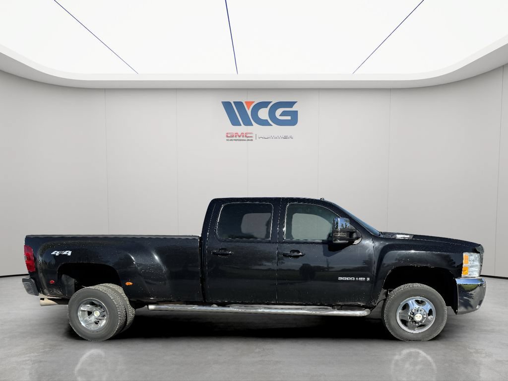 Used 2008 Chevrolet Silverado 3500 LTZ AWD/4WD image 3