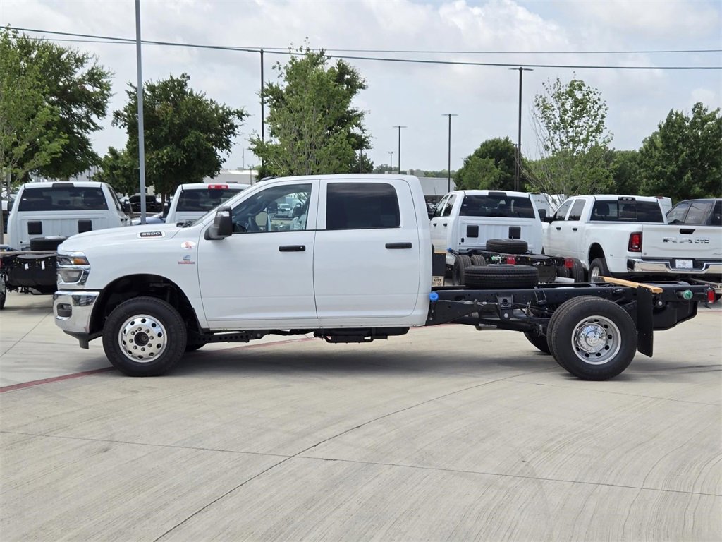New 2025 RAM 3500 Tradesman w/ Chrome Appearance Group image 2