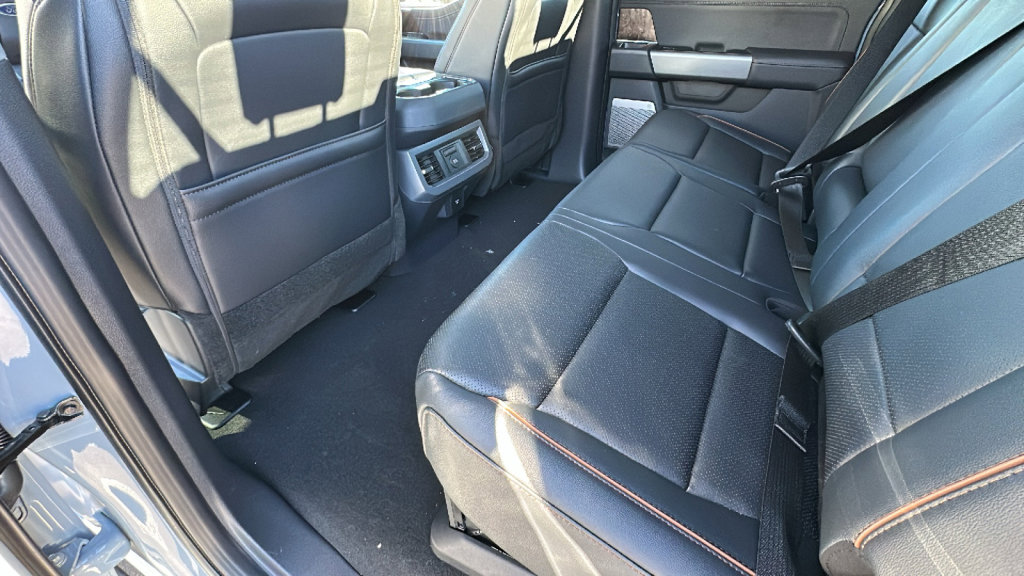 New 2026 Ford F350 Lariat w/ Lariat Ultimate Package image 24