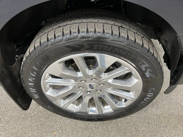 Used 2023 Ford F150 Limited image 15