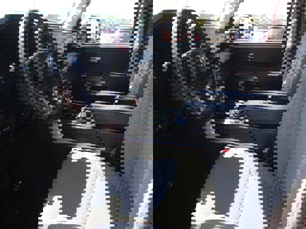 Used 2022 Toyota Tundra SR5 image 12