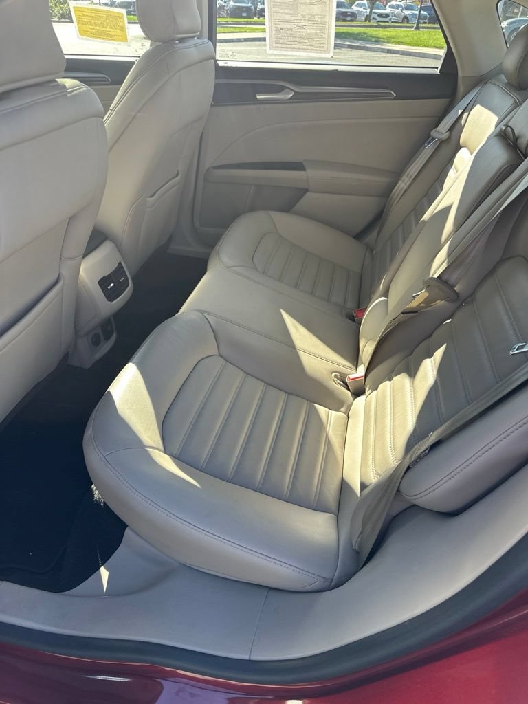 Used 2017 Ford Fusion Energi SE FWD image 8