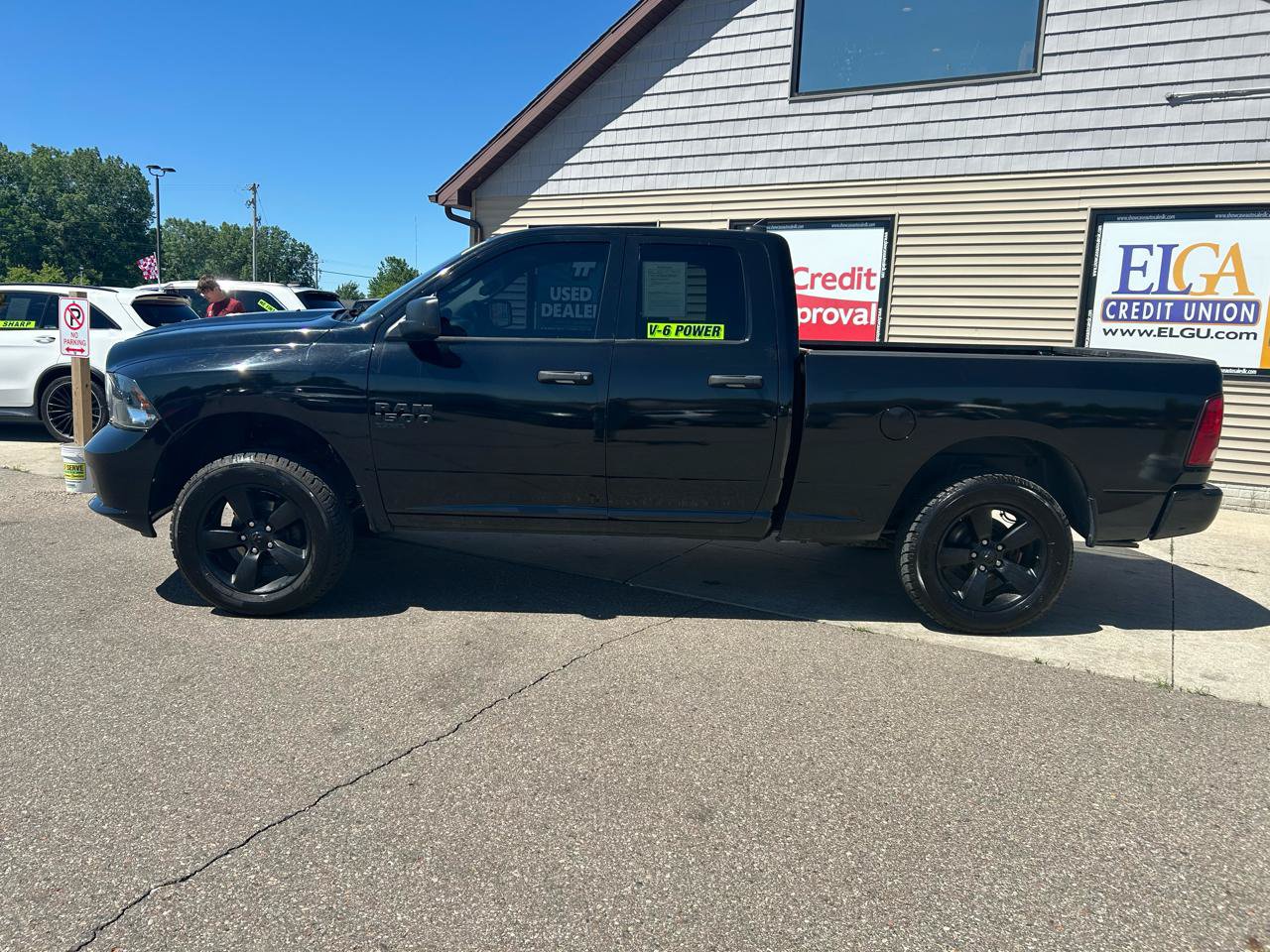 Used 2020 RAM 1500 Express w/ Wheel & Sound Group AWD/4WD image 8