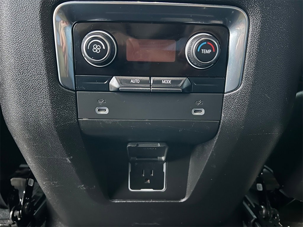 Used 2023 Chevrolet Tahoe LT image 14