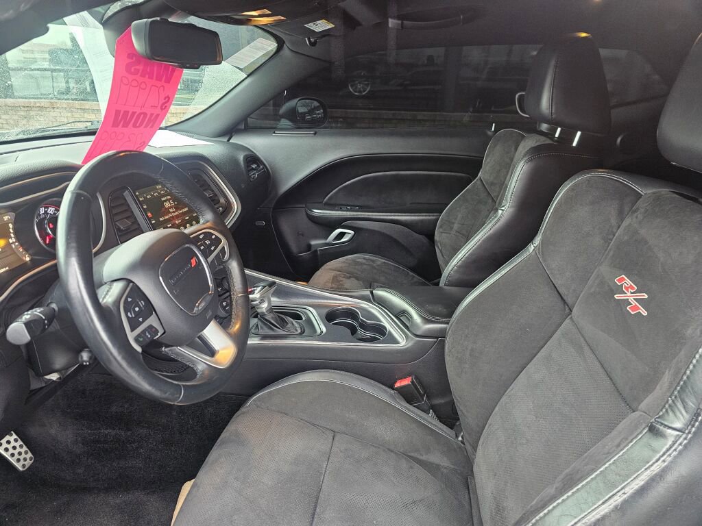 Used 2015 Dodge Challenger R/T Plus image 17