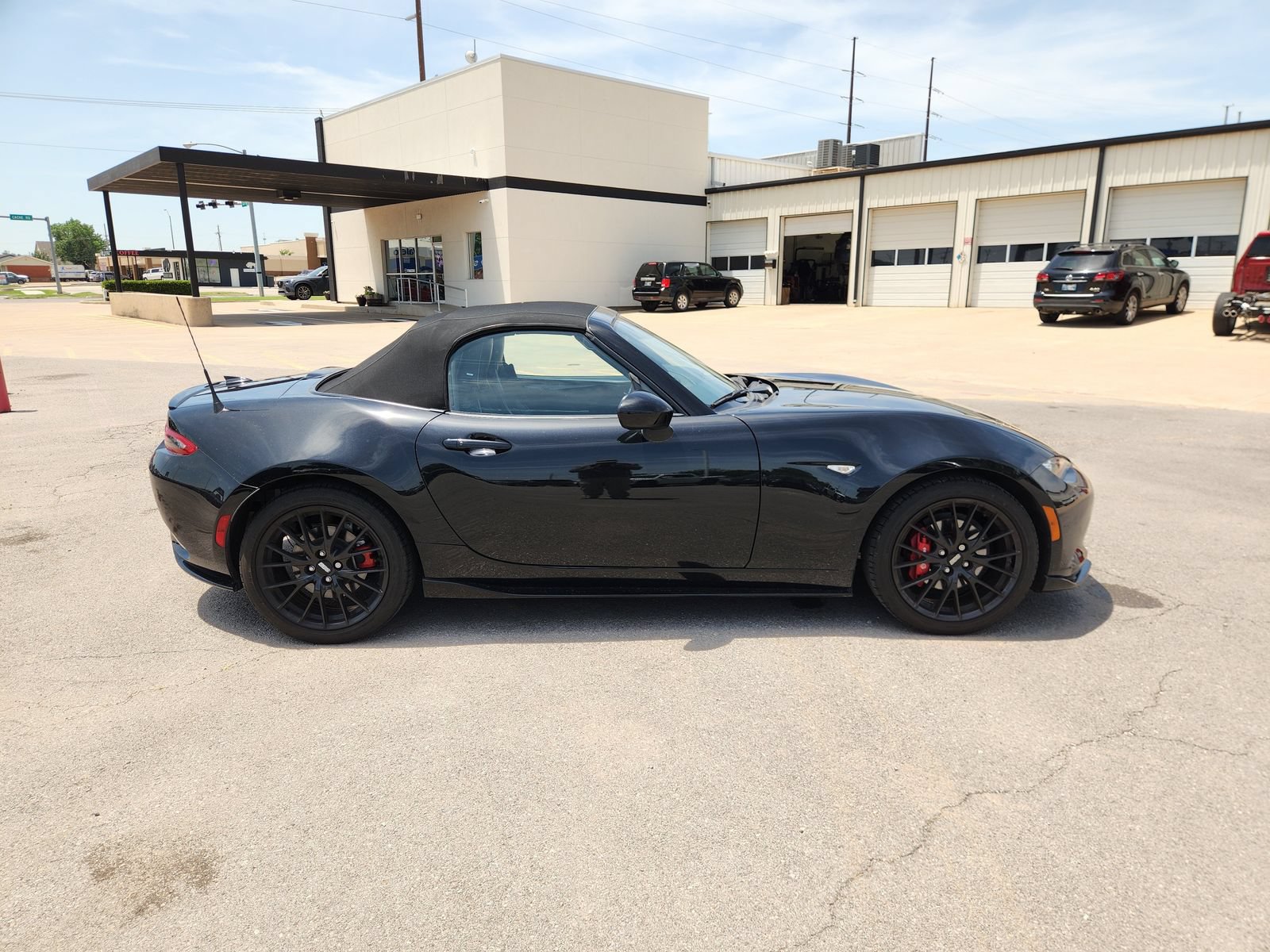 Used 2023 MAZDA MX-5 Miata Club w/ Brembo/BBS Recaro Package RWD image 7