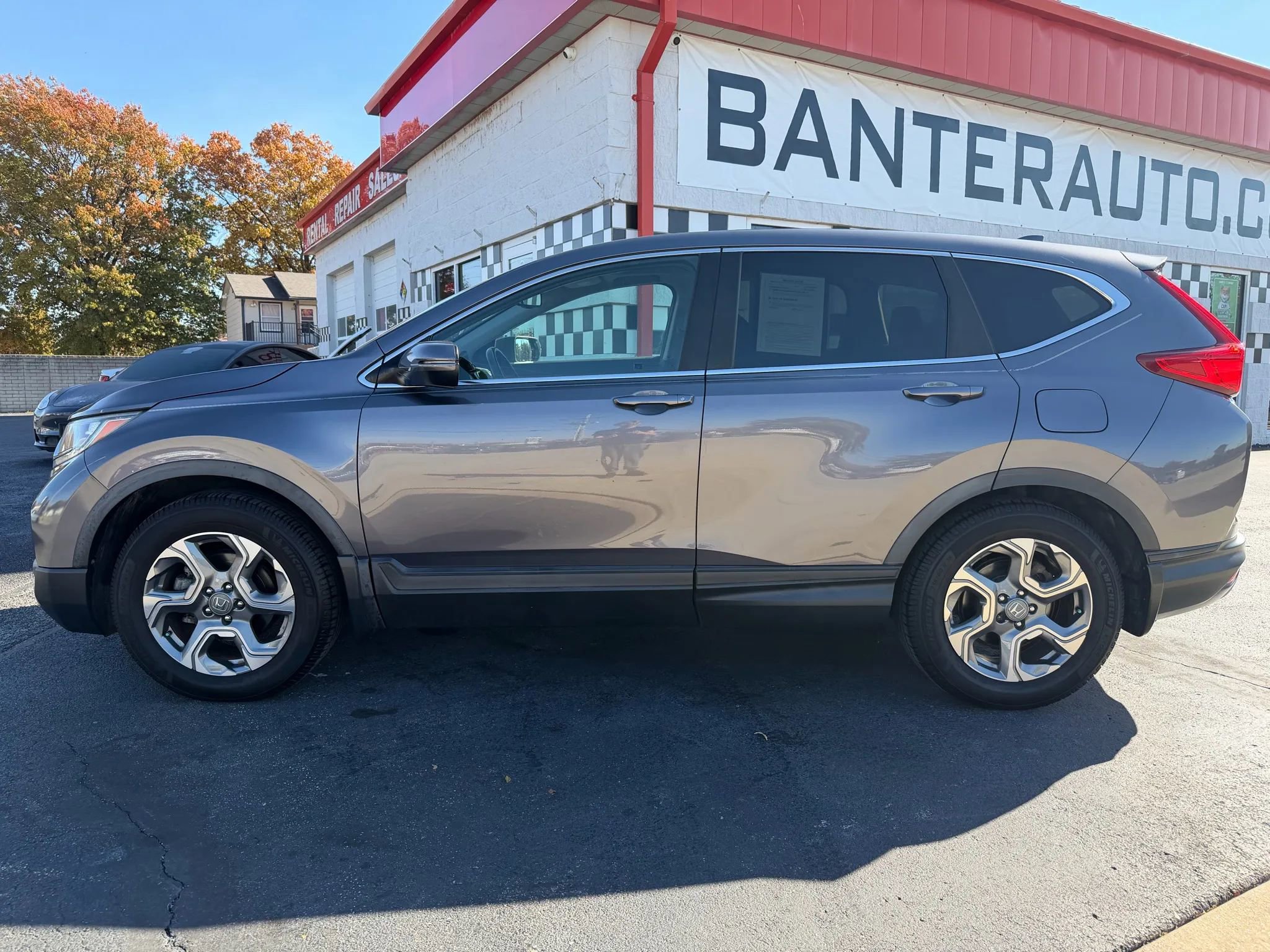 Used 2017 Honda CR-V EX-L image 2