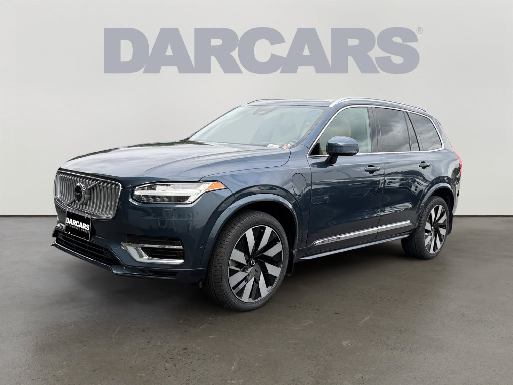 Used 2024 Volvo XC90 T8 Ultimate w/ Lounge Package AWD/4WD image 3