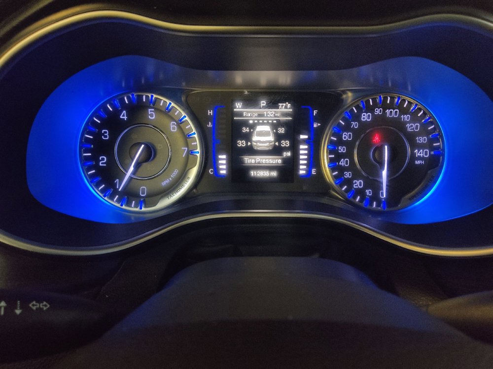 Used 2015 Chrysler 200 Limited w/ Convenience Group FWD image 23