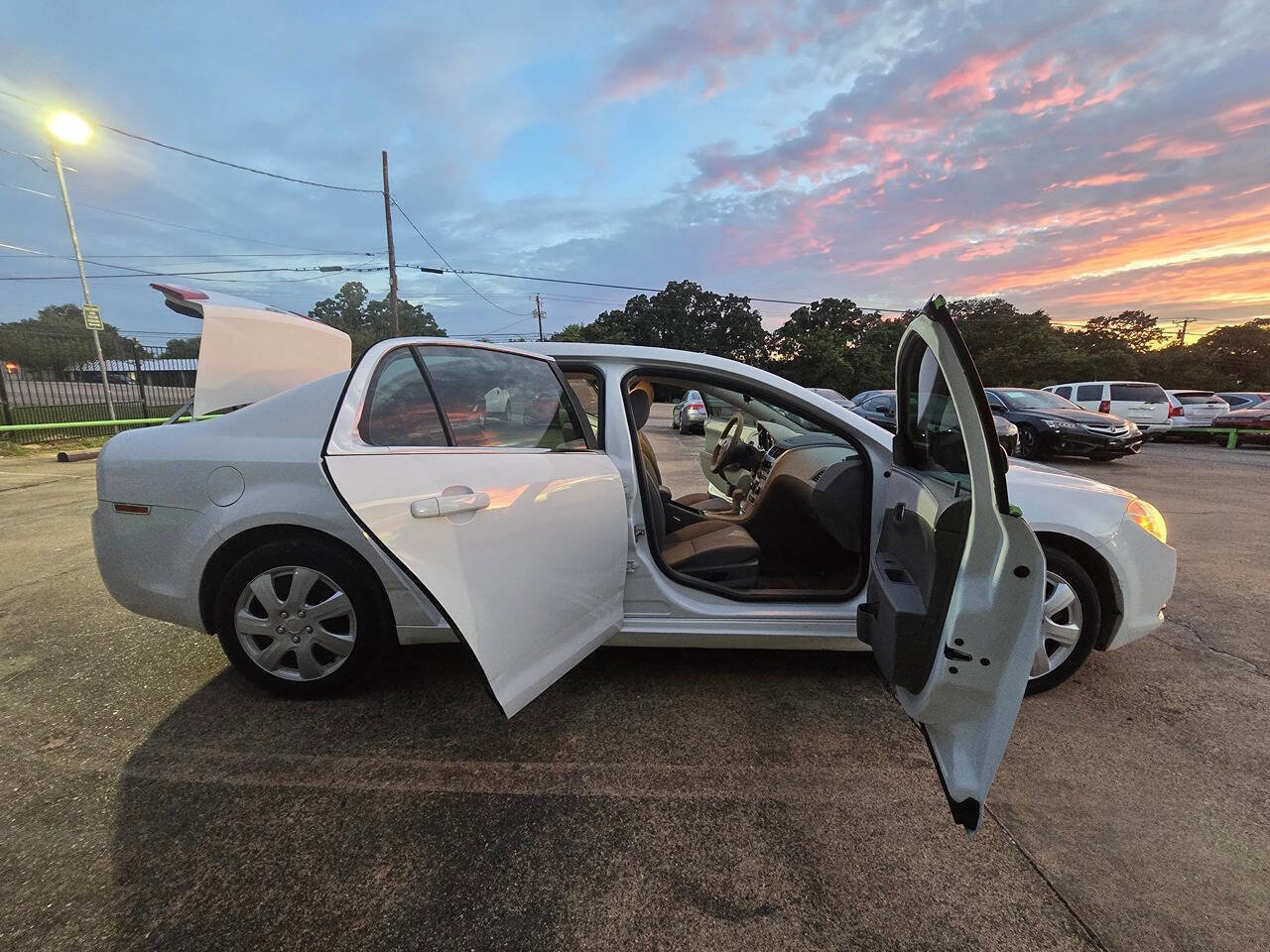 Used 2011 Chevrolet Malibu LS image 50
