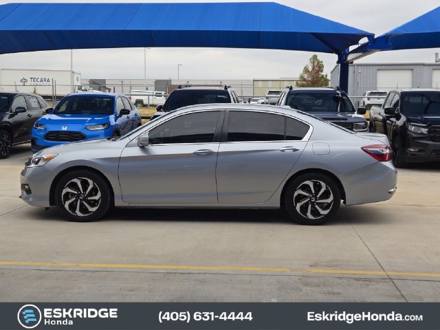 Used 2017 Honda Accord EX-L image 4