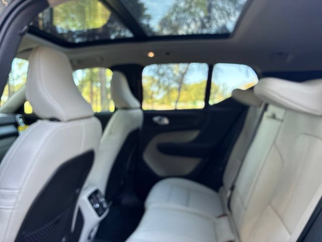 New 2026 Volvo XC40 B5 Plus w/ Protection Package Premier AWD/4WD image 23
