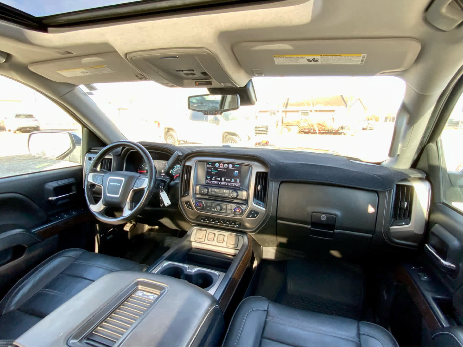 Used 2018 GMC Sierra 1500 Denali image 36