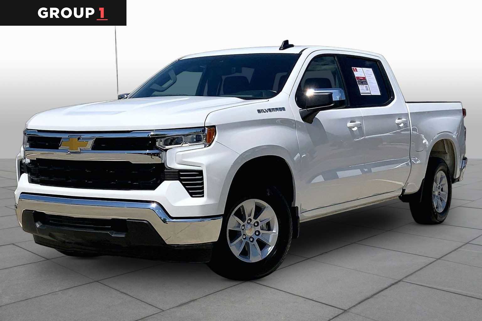 Used 2025 Chevrolet Silverado 1500 LT RWD image 1