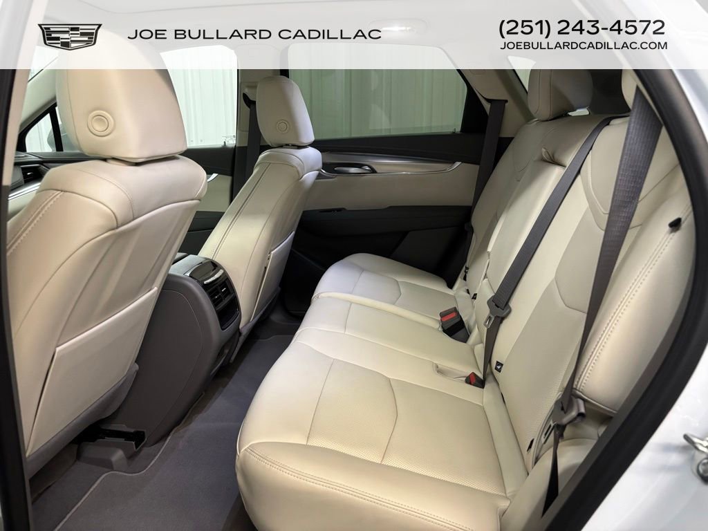 New 2025 Cadillac XT5 Premium Luxury image 17