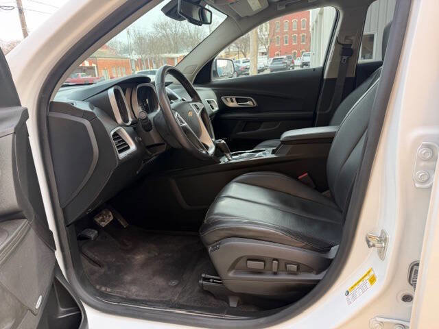 Used 2016 Chevrolet Equinox LTZ w/ Enhanced Convenience Package image 10