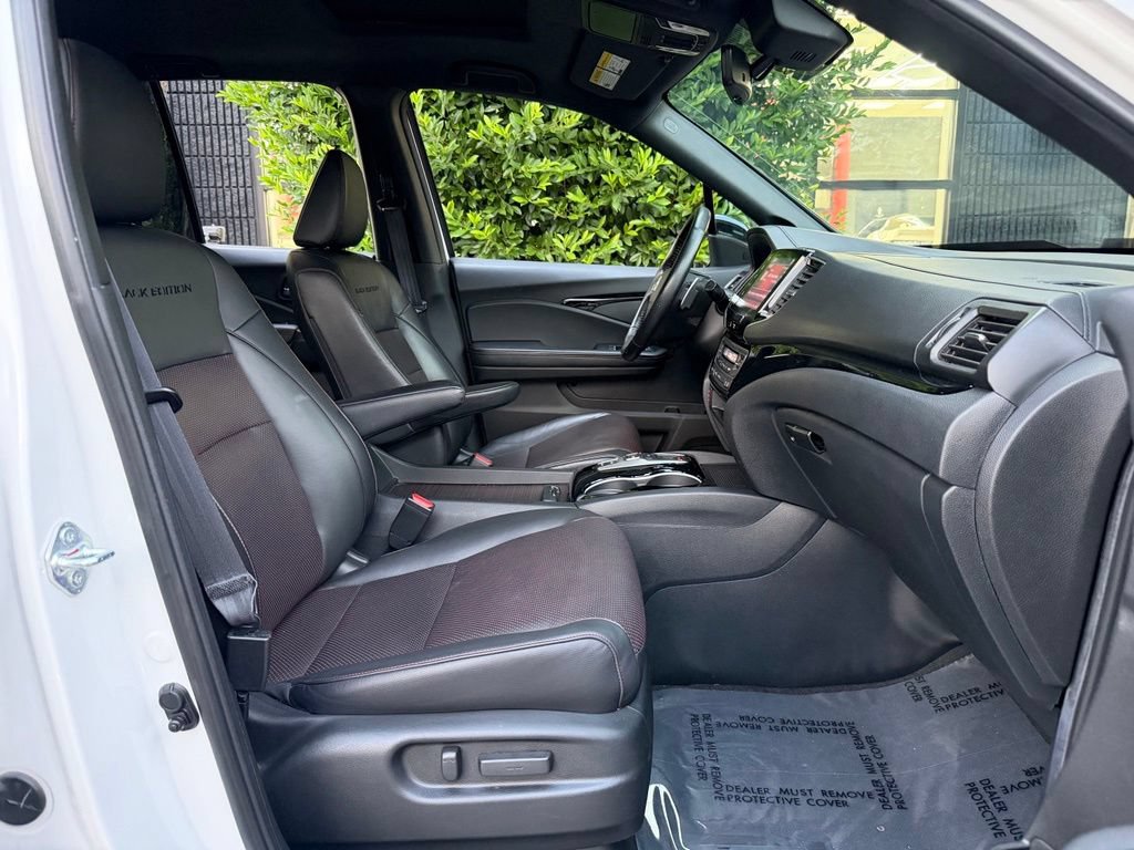 Used 2023 Honda Ridgeline Black Edition image 32
