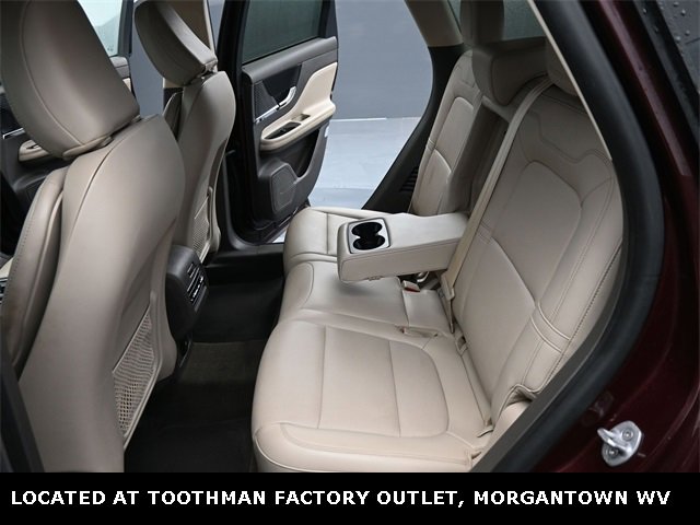 Used 2021 Lincoln Corsair AWD w/ Equipment Group 101A image 15