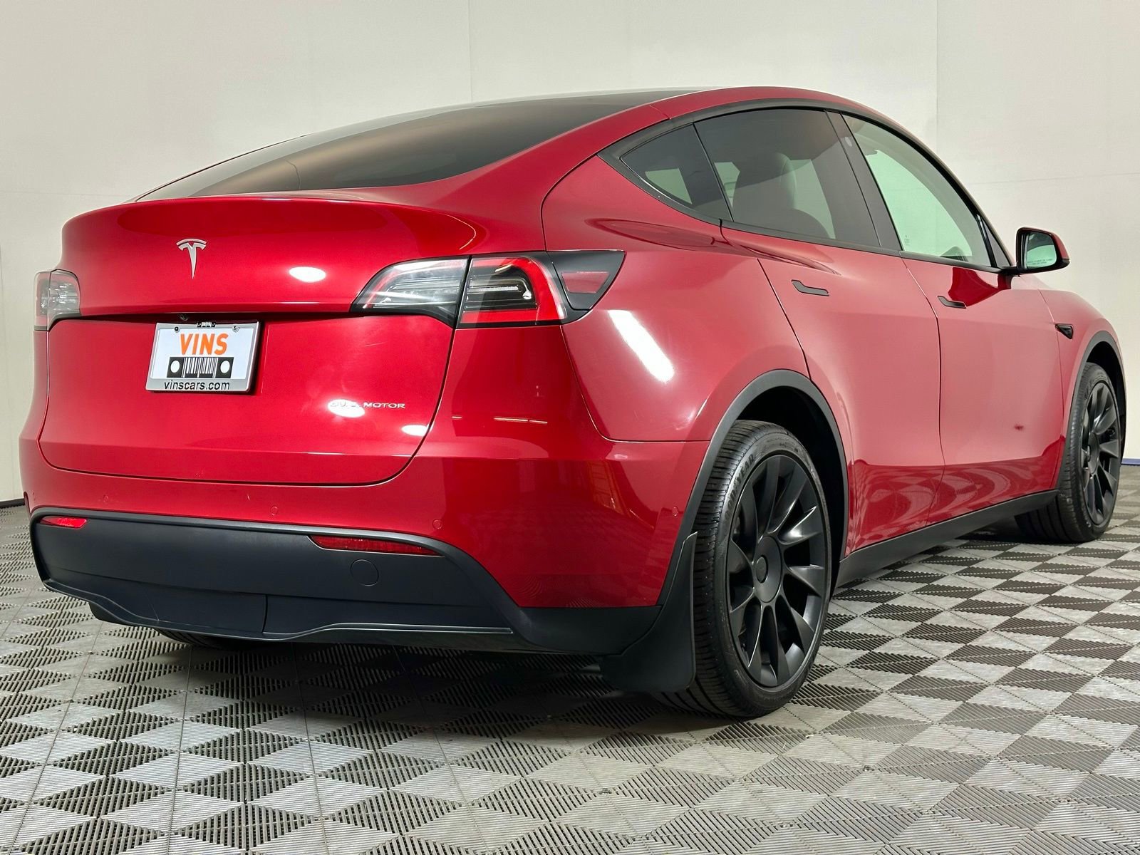 Used 2021 Tesla Model Y Long Range AWD/4WD image 4