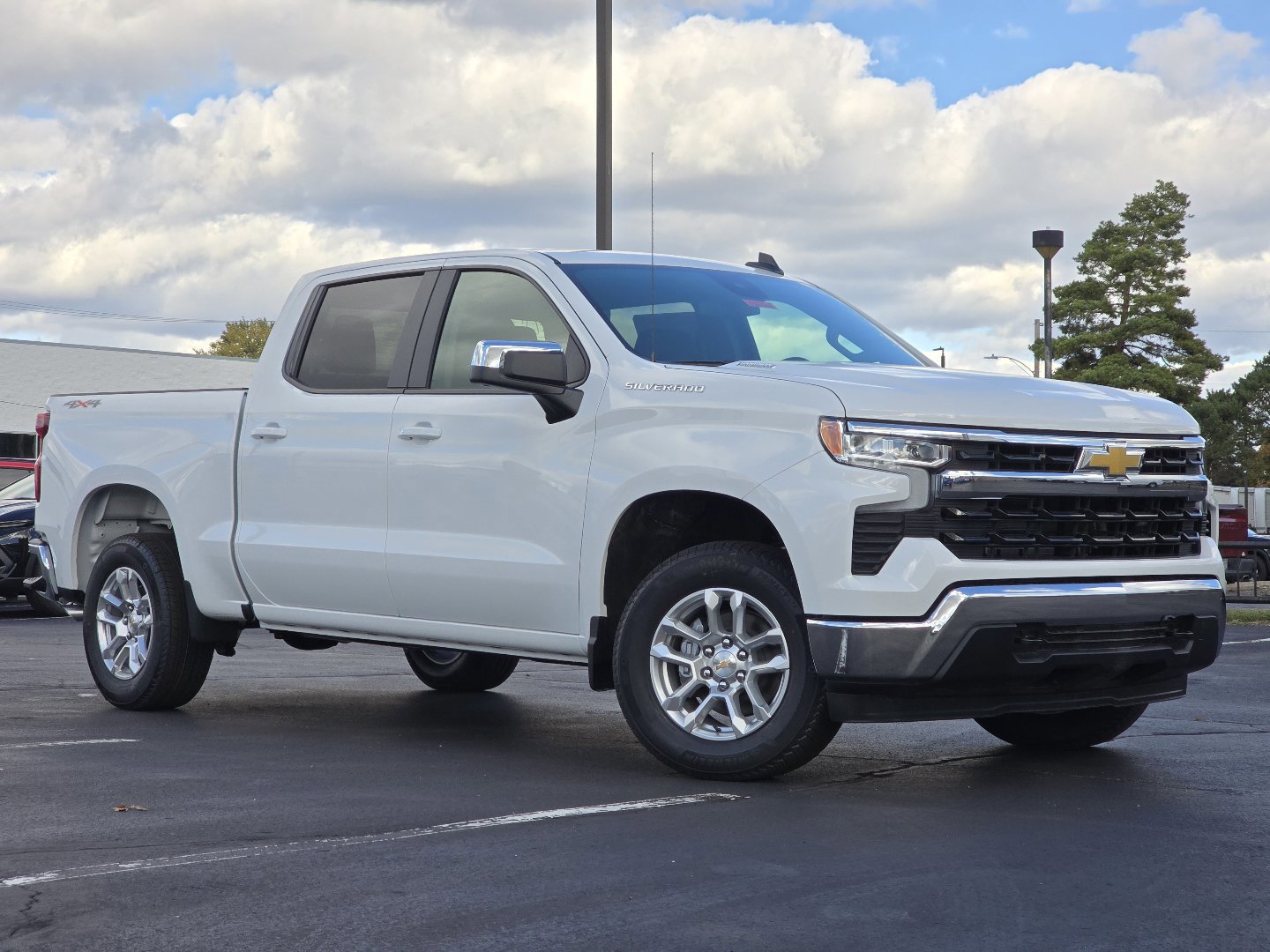 New 2026 Chevrolet Silverado 1500 LT image 2