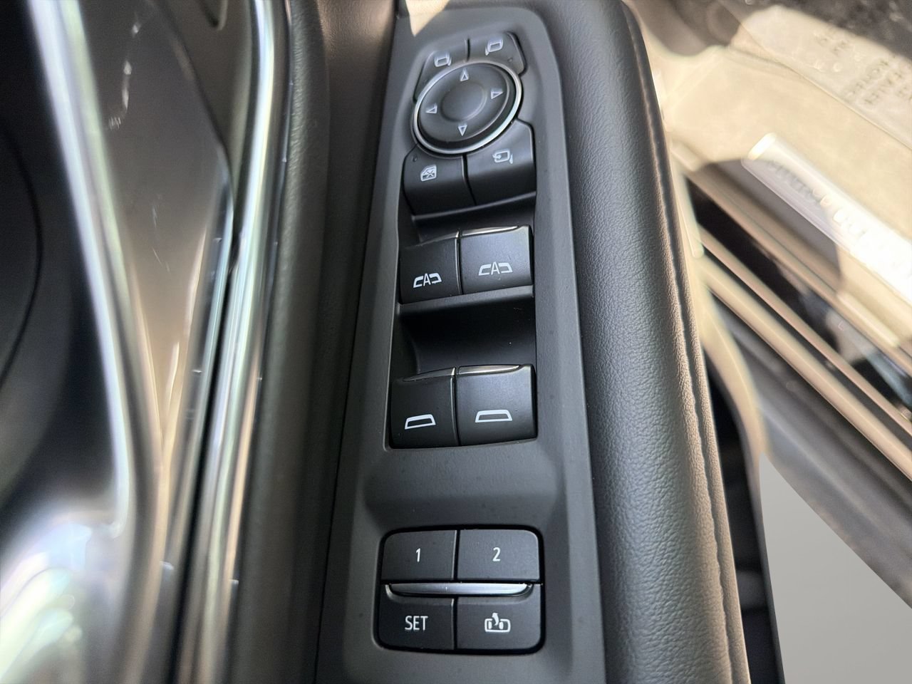 Used 2024 Chevrolet Tahoe High Country RWD image 19