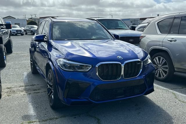 Used 2021 BMW X5 M w/ Executive Package image 2