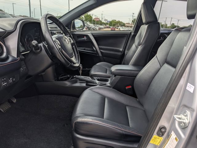 Used 2018 Toyota RAV4 SE w/ Power Extra Value Package AWD/4WD image 24