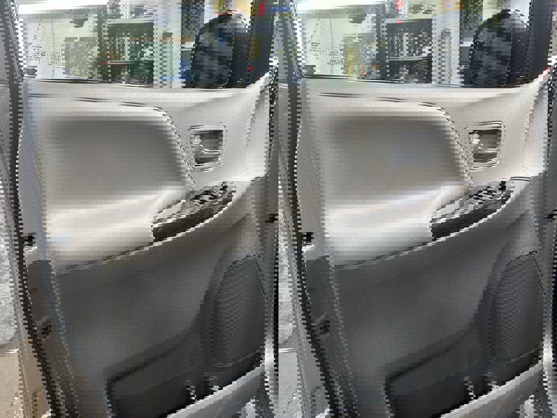 Used 2018 Toyota Sienna XLE Premium image 24