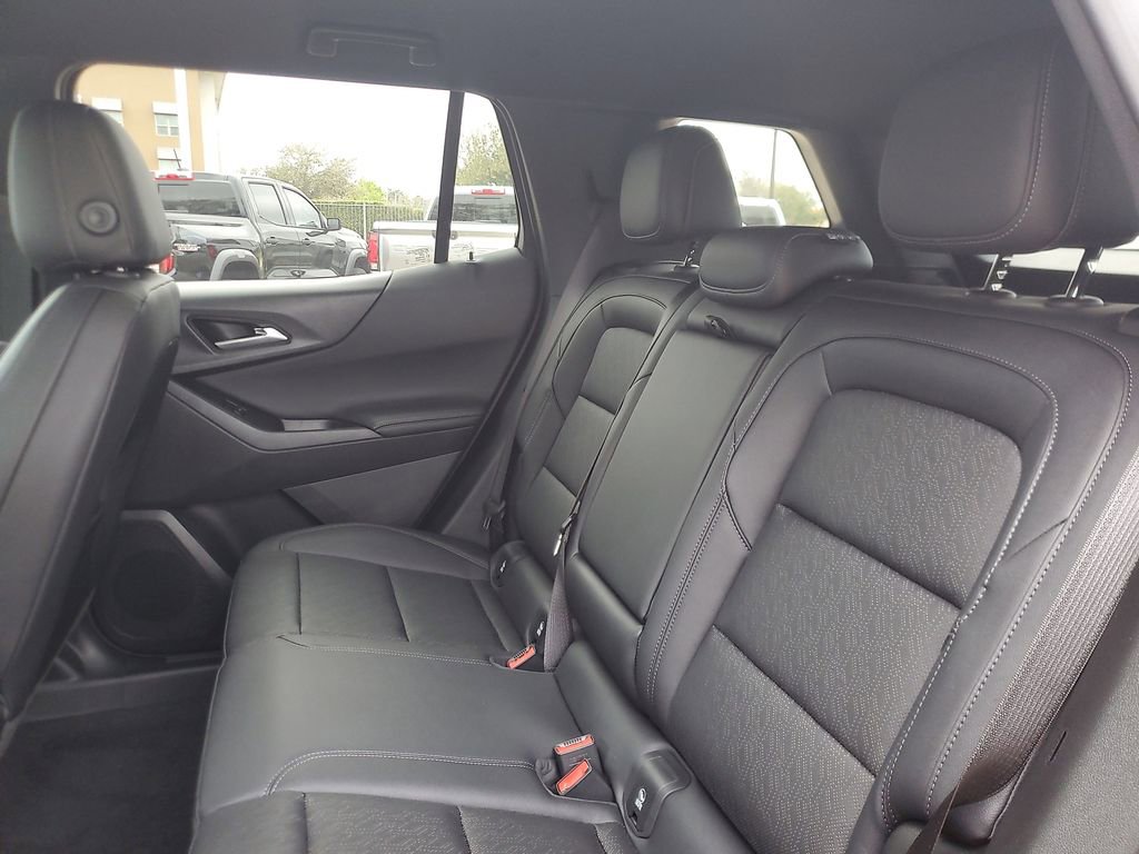 New 2026 Chevrolet Equinox LT w/ Convenience Package II image 9