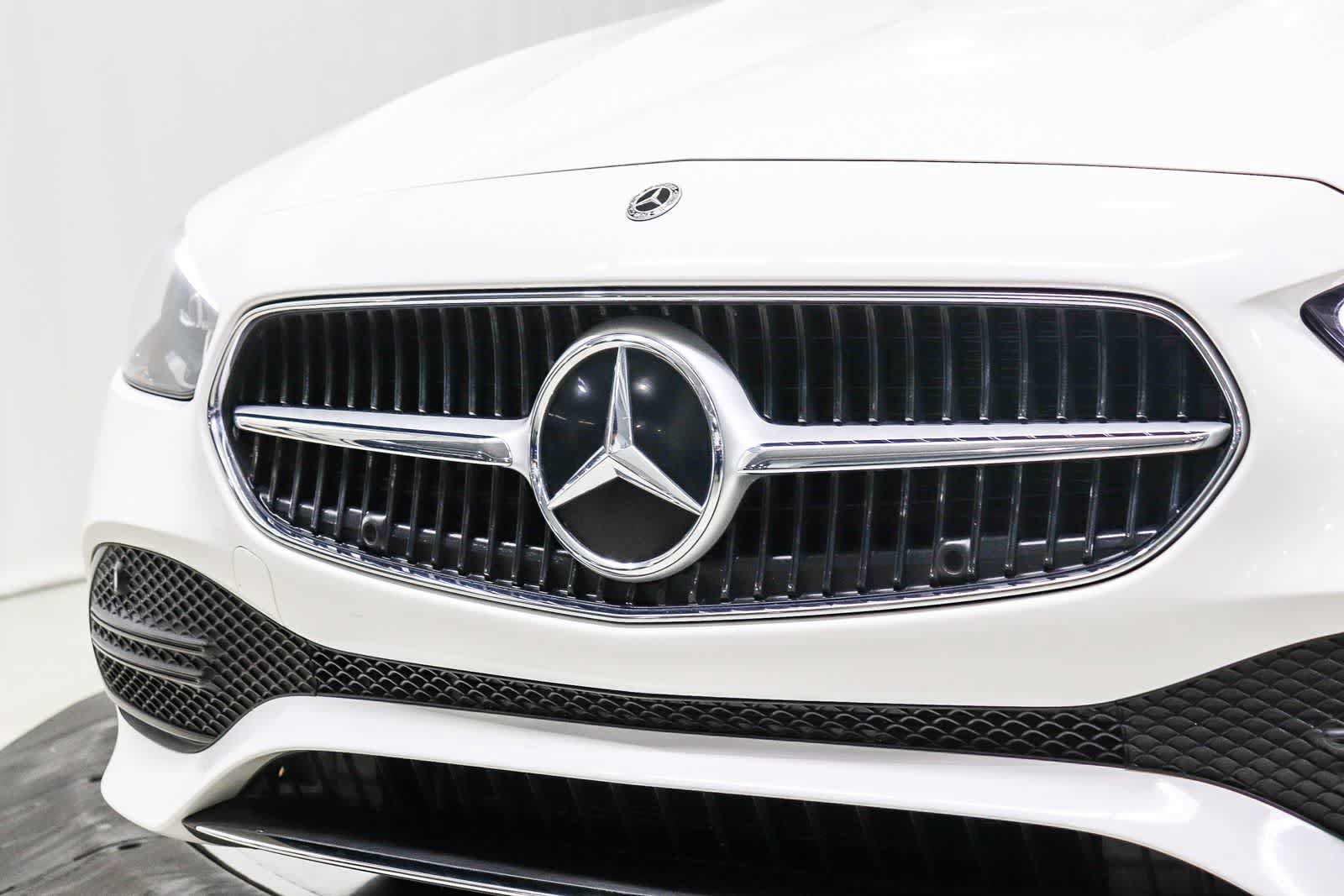 Certified 2024 Mercedes-Benz C 300 Sedan image 8