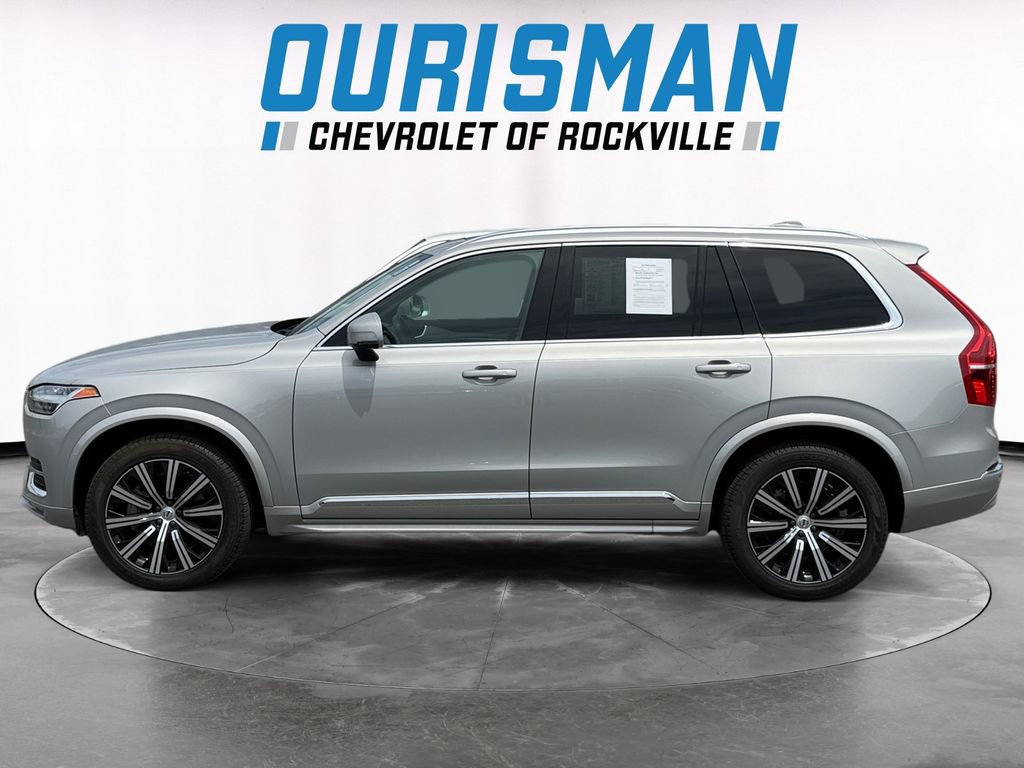 Used 2025 Volvo XC90 B5 Core AWD/4WD image 3