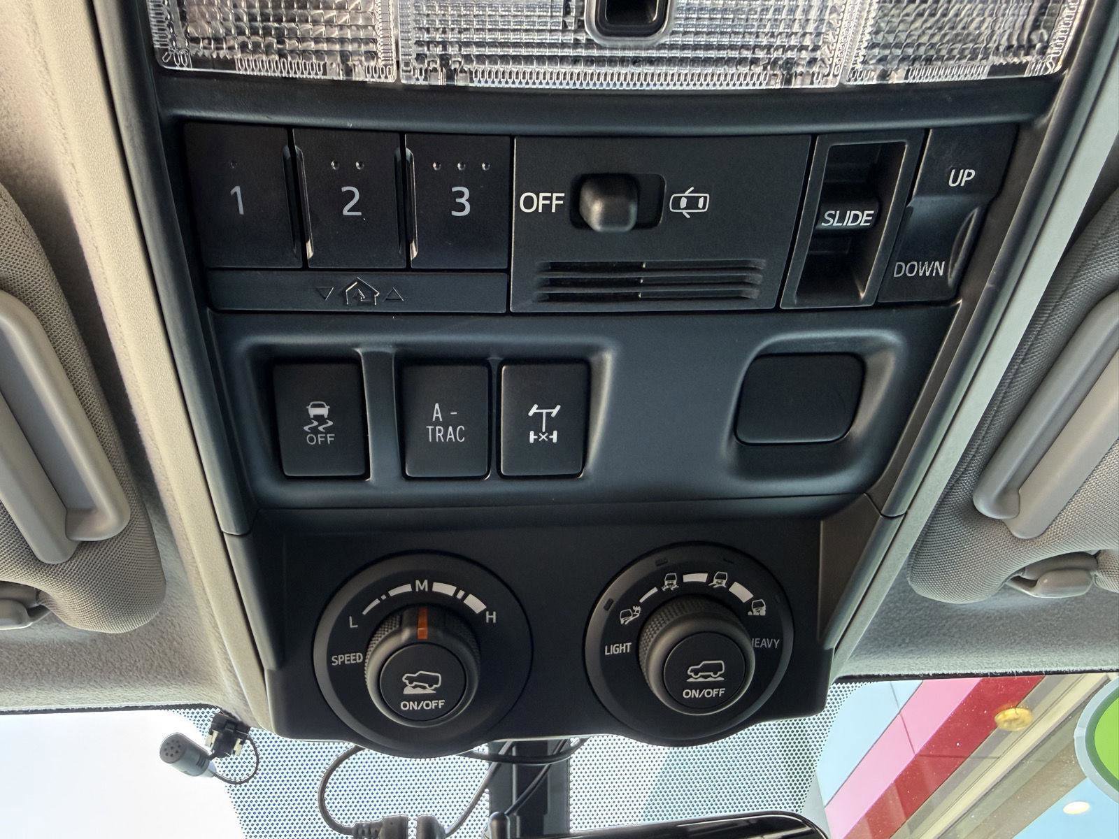 Certified 2019 Toyota 4Runner TRD Off-Road Premium AWD/4WD image 22