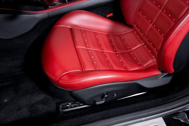 Certified 2020 Ferrari Portofino image 23