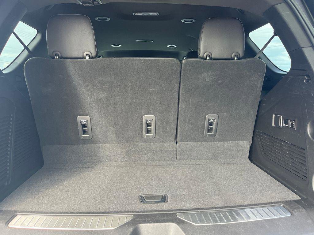 Used 2023 GMC Yukon Denali image 22