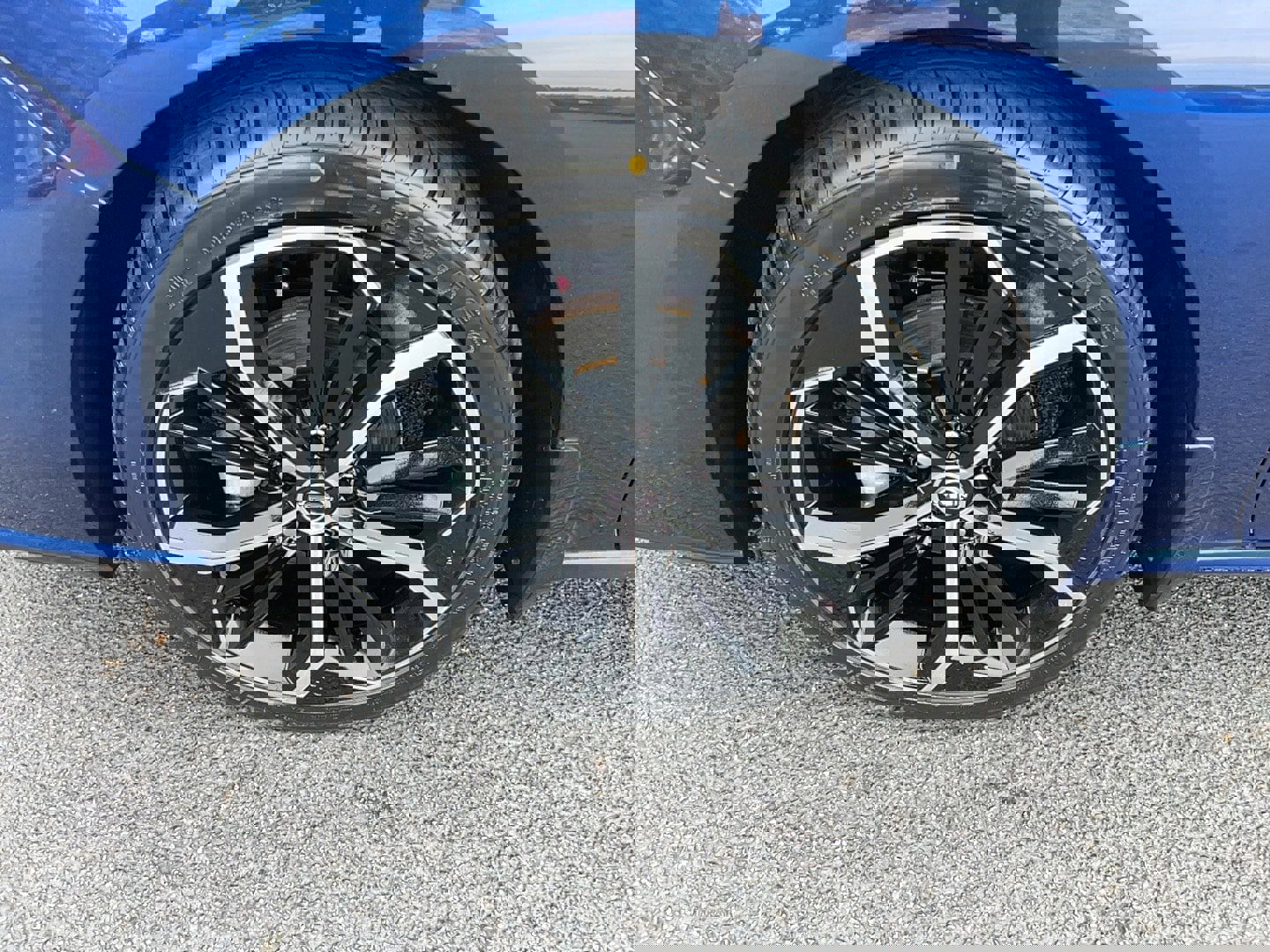 Used 2024 Nissan Altima 2.5 SR w/ SR Premium Package image 9